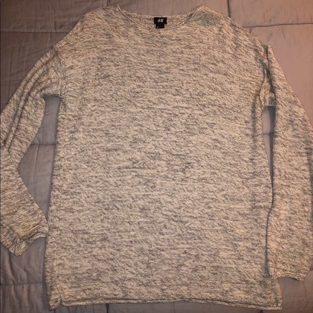 Long sleeve/sweater from H&M in the size large